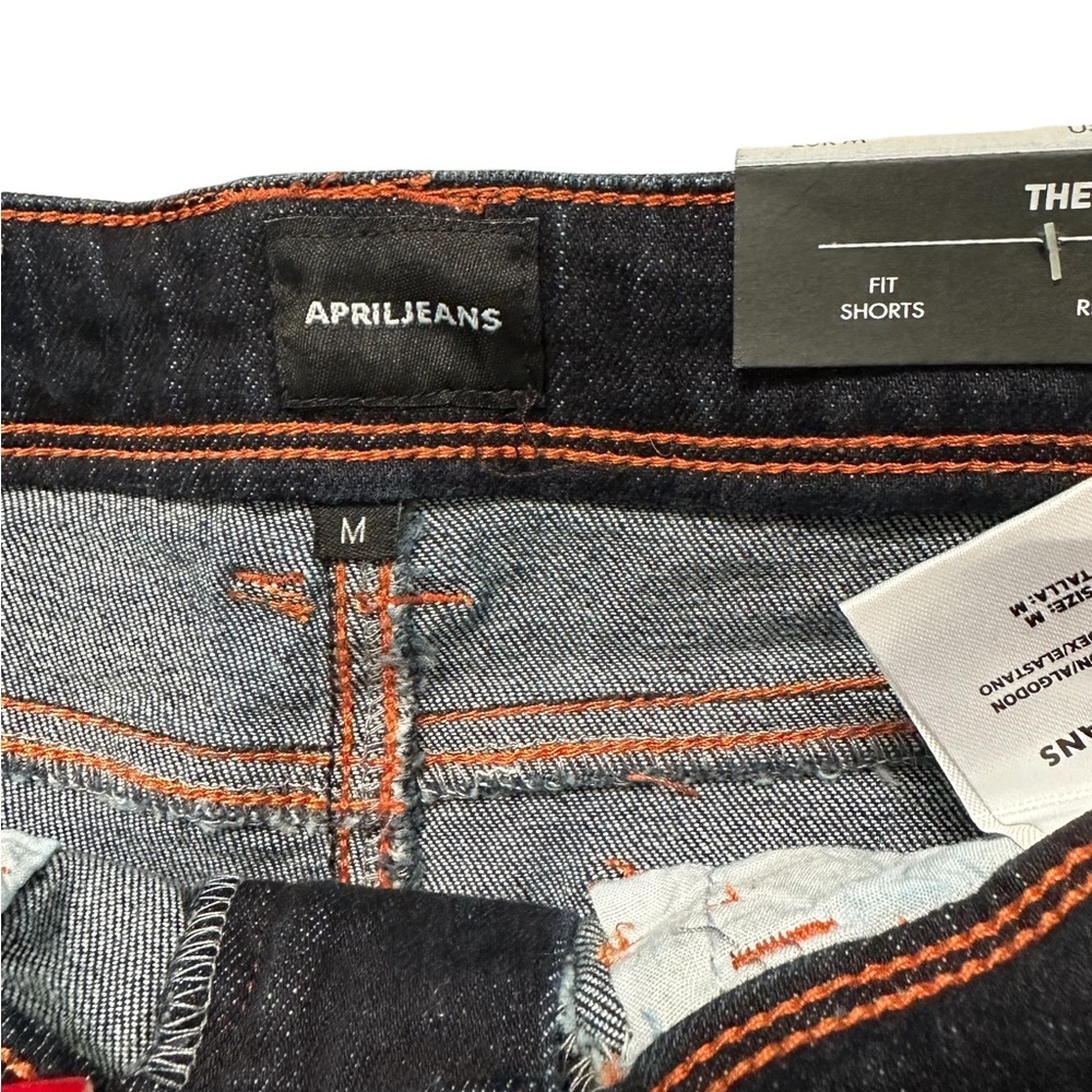 April Jeans Fit Leg Relaxed High Rise Short Jeans Size Medium - Picture 7 of 17